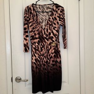 Jennifer Lopez wrap dress✅